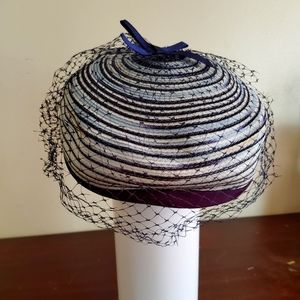 Vintage Womens Dress Hat. Dome Style with Veil.